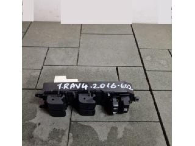 bontott TOYOTA RAV 4 Ablakemelő Kapcsoló Négyes / Kettes