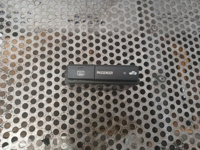 bontott TOYOTA RAV 4 Ablakfűtés Kapcsoló