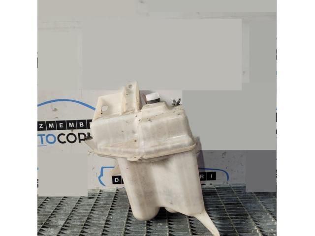 bontott TOYOTA RAV 4 Ablakmosó Tartály