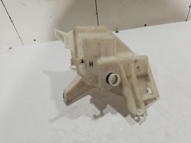 bontott TOYOTA RAV 4 Ablakmosó Tartály