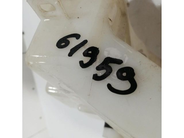 bontott TOYOTA RAV 4 Ablakmosó Tartály