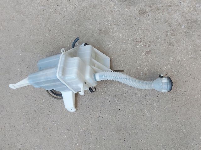 bontott TOYOTA RAV 4 Ablakmosó Tartály