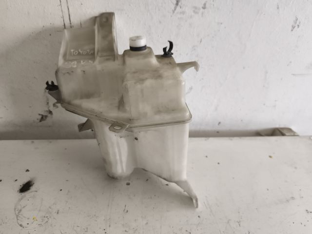 bontott TOYOTA RAV 4 Ablakmosó Tartály
