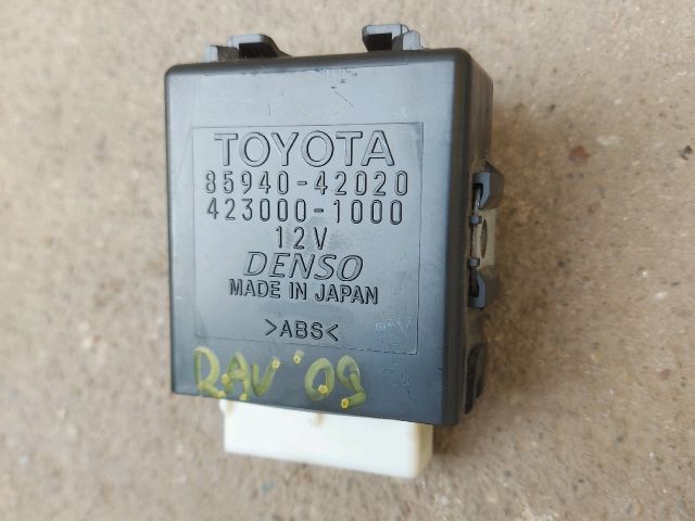 bontott TOYOTA RAV 4 Ablaktörlő Relé