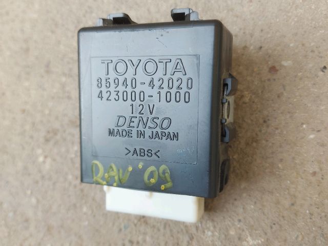 bontott TOYOTA RAV 4 Ablaktörlő Relé