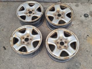 bontott TOYOTA RAV 4 Acélfelni Szett