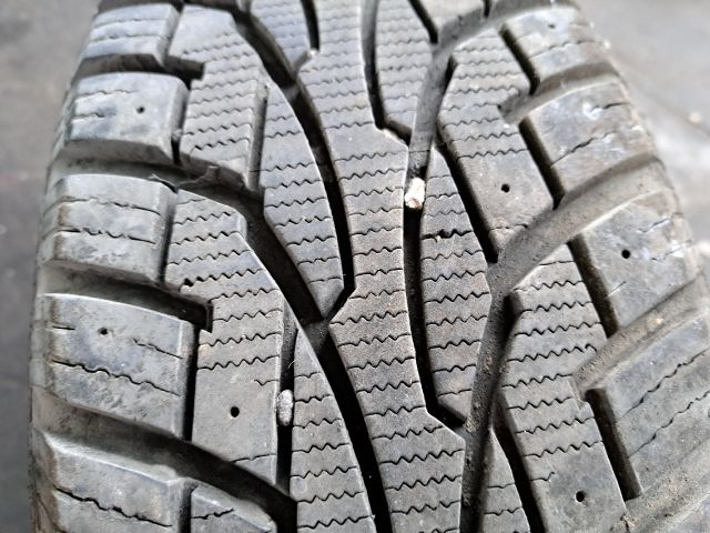 bontott TOYOTA RAV 4 Alufelni Gumival (1 db)