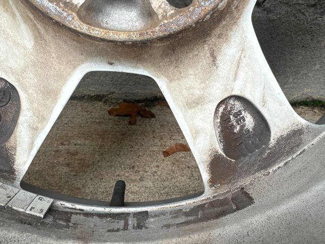 bontott TOYOTA RAV 4 Alufelni Szett Gumival