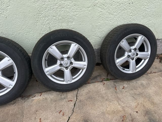 bontott TOYOTA RAV 4 Alufelni Szett