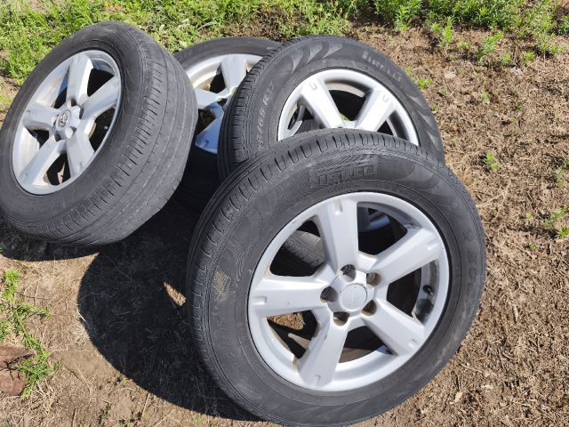 bontott TOYOTA RAV 4 Alufelni Szett
