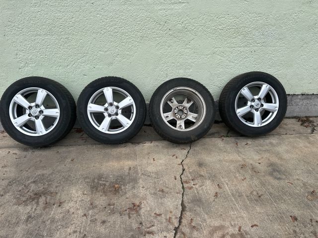 bontott TOYOTA RAV 4 Alufelni Szett