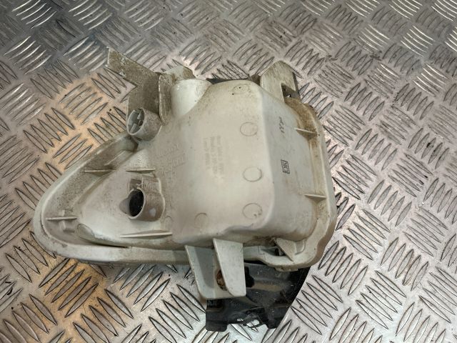 bontott TOYOTA RAV 4 Bal Alsó Hátsó Lámpa