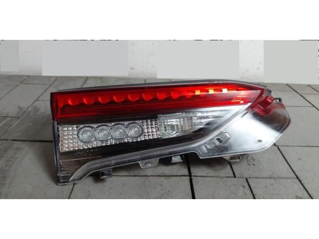 bontott TOYOTA RAV 4 Bal Belső Hátsó Lámpa