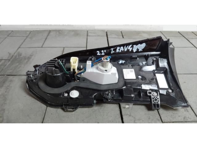 bontott TOYOTA RAV 4 Bal Belső Hátsó Lámpa