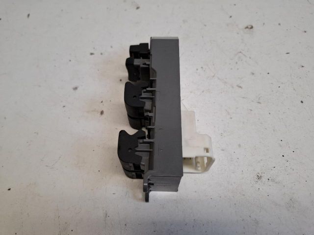 bontott TOYOTA RAV 4 Bal első Ablakemelő Kapcsoló