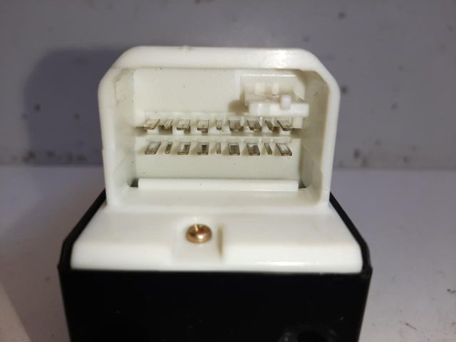 bontott TOYOTA RAV 4 Bal első Ablakemelő Kapcsoló