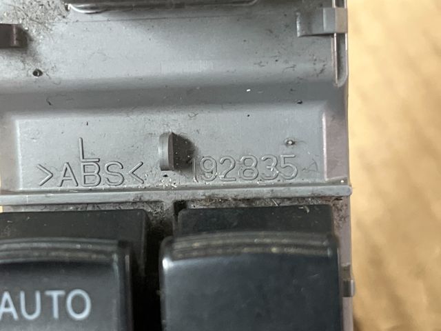 bontott TOYOTA RAV 4 Bal első Ablakemelő Kapcsoló