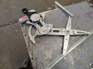 bontott TOYOTA RAV 4 Bal első Ablakemelő Szerkezet (Elektromos)