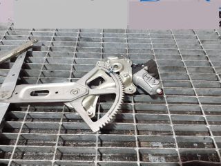 bontott TOYOTA RAV 4 Bal első Ablakemelő Szerkezet (Elektromos)