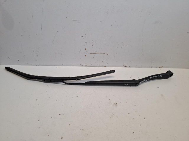 bontott TOYOTA RAV 4 Bal első Ablaktörlő Kar