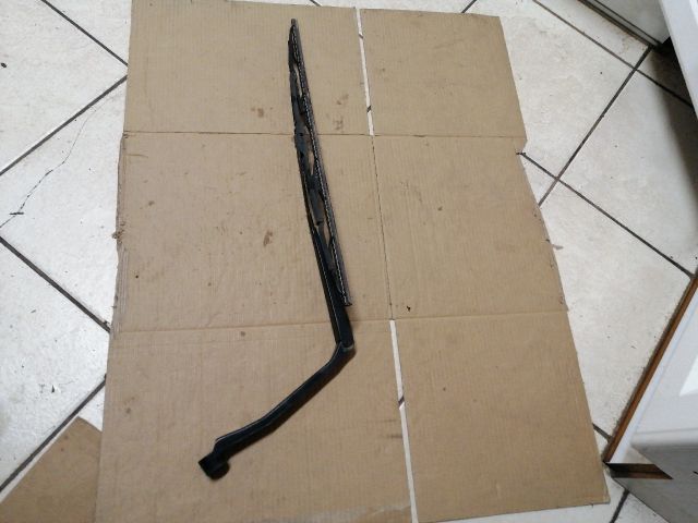 bontott TOYOTA RAV 4 Bal első Ablaktörlő Kar