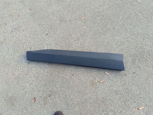 bontott TOYOTA RAV 4 Bal első Ajtó Díszléc