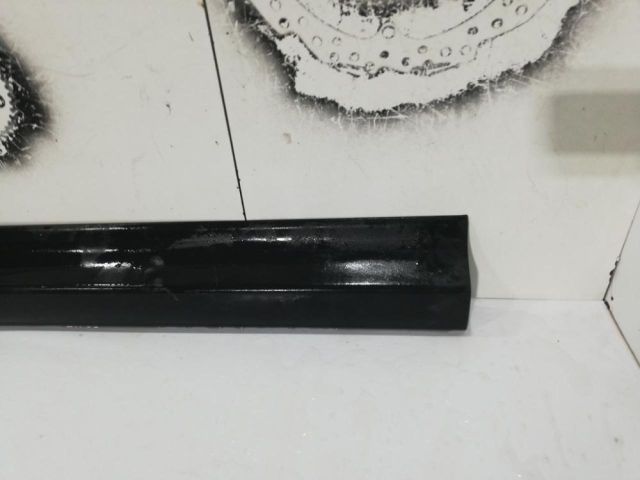 bontott TOYOTA RAV 4 Bal első Ajtó Díszléc