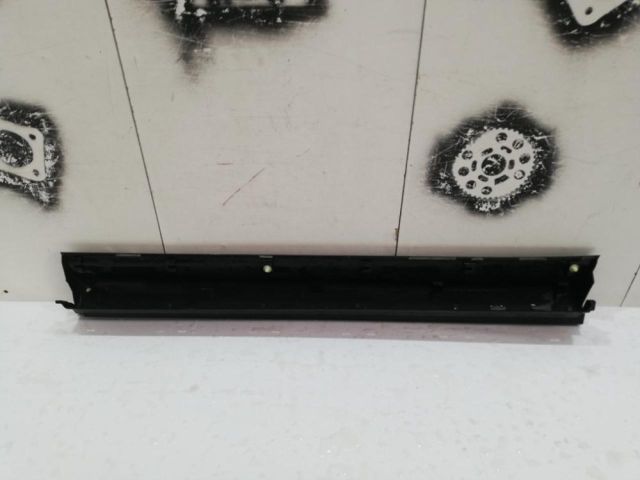 bontott TOYOTA RAV 4 Bal első Ajtó Díszléc