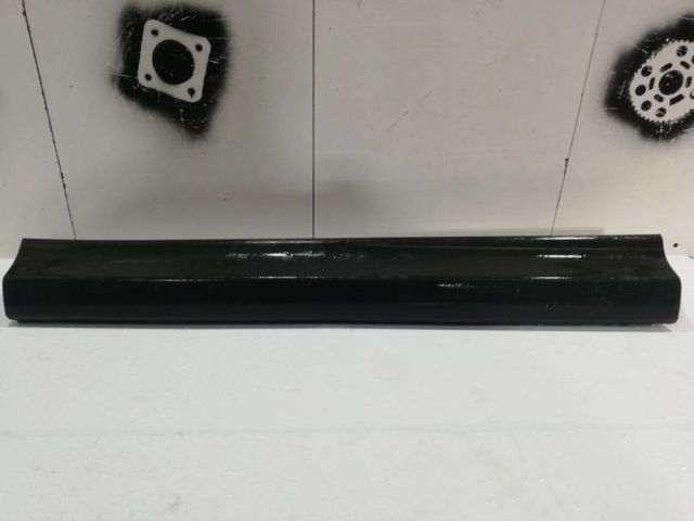 bontott TOYOTA RAV 4 Bal első Ajtó Díszléc