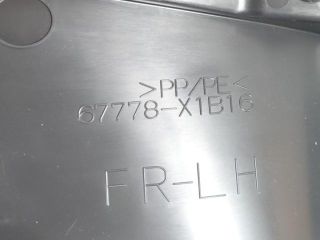 bontott TOYOTA RAV 4 Bal első Ajtó Kárpit