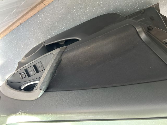 bontott TOYOTA RAV 4 Bal első Ajtó Kárpit