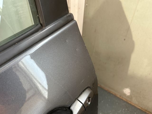 bontott TOYOTA RAV 4 Bal első Ajtó Kárpit