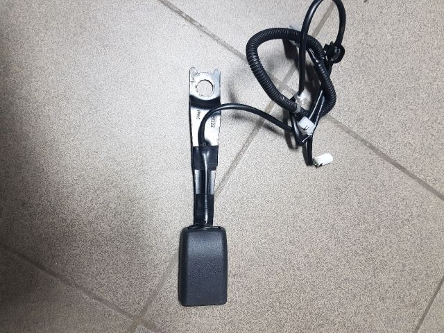 bontott TOYOTA RAV 4 Bal első Biztonsági Öv Csat