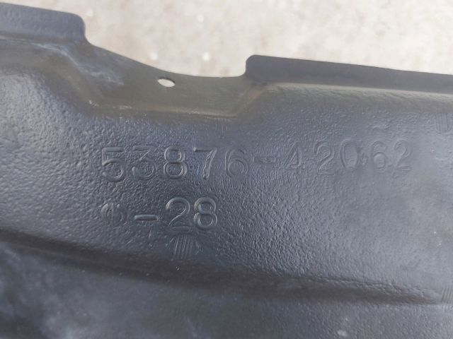 bontott TOYOTA RAV 4 Bal első Dobbetét (Kerékjárati, Műanyag)