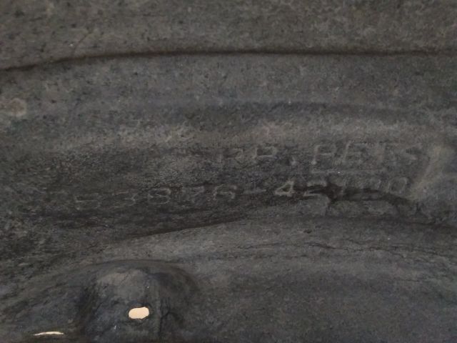 bontott TOYOTA RAV 4 Bal első Első Dobbetét (Kerékjárati, Műanyag)