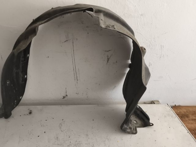 bontott TOYOTA RAV 4 Bal első Első Dobbetét (Kerékjárati, Műanyag)