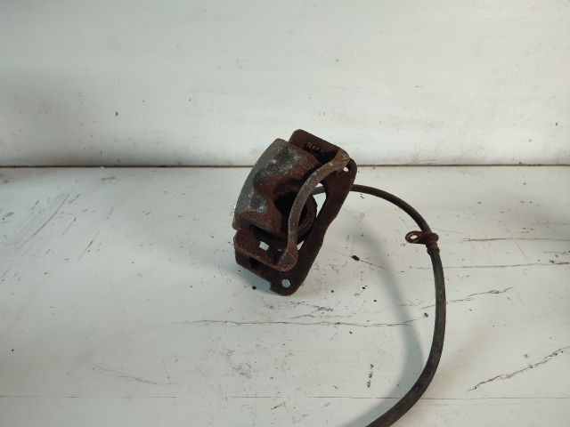 bontott TOYOTA RAV 4 Bal első Féknyereg Munkahengerrel