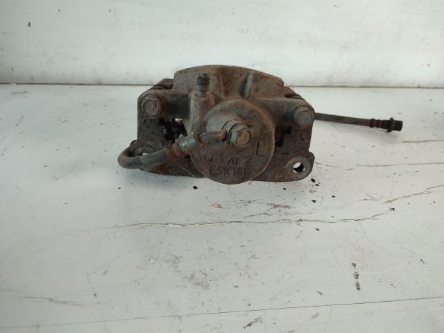 bontott TOYOTA RAV 4 Bal első Féknyereg Munkahengerrel