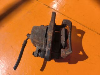 bontott TOYOTA RAV 4 Bal első Féknyereg Munkahengerrel