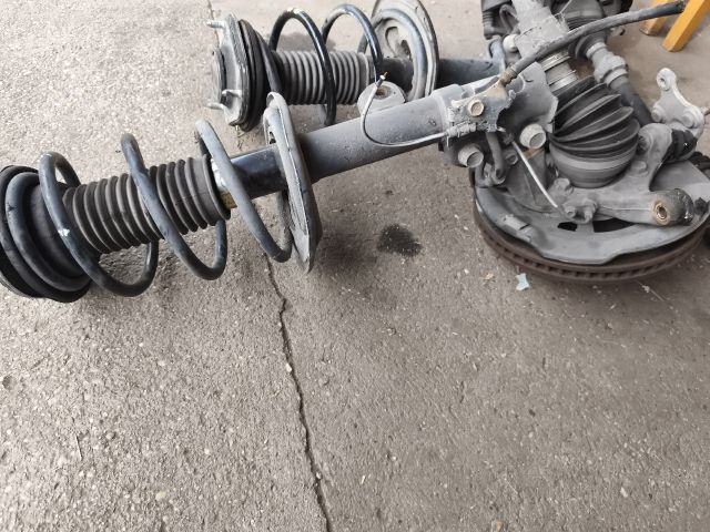 bontott TOYOTA RAV 4 Bal első Gólyaláb (Lengécsillapító, Rugó)