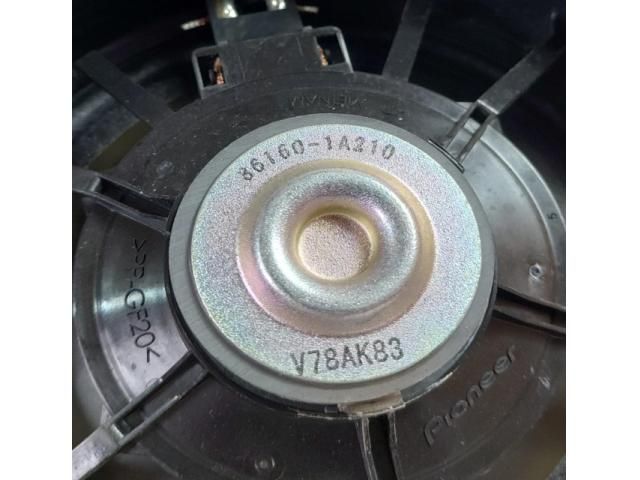 bontott TOYOTA RAV 4 Bal első Hangszóró