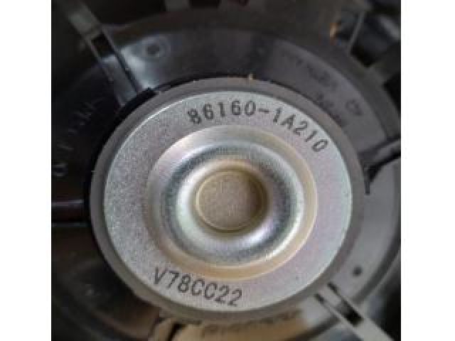 bontott TOYOTA RAV 4 Bal első Hangszóró