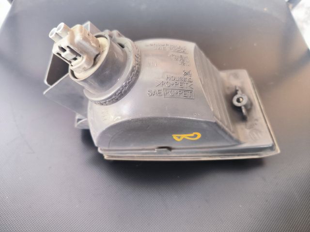 bontott TOYOTA RAV 4 Bal első Irányjelző