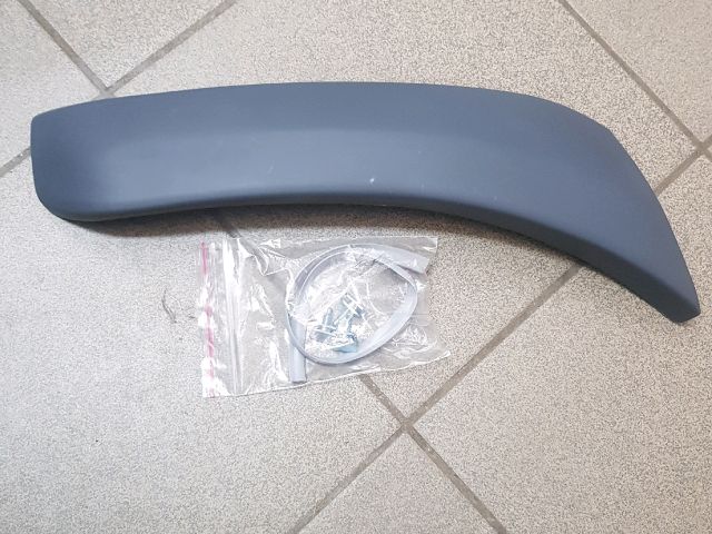 bontott TOYOTA RAV 4 Bal első Lökhárító Sarok