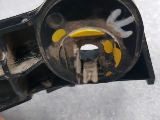 bontott TOYOTA RAV 4 Bal első Lökhárító Tartó (Műanyag)