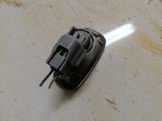 bontott TOYOTA RAV 4 Bal első Sárvédő Irányjelző