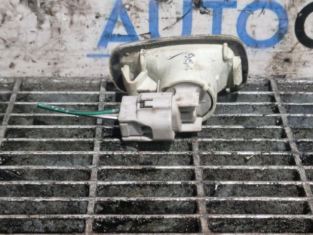 bontott TOYOTA RAV 4 Bal első Sárvédő Irányjelző