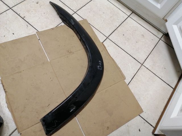 bontott TOYOTA RAV 4 Bal első Sárvédő Szélesítő