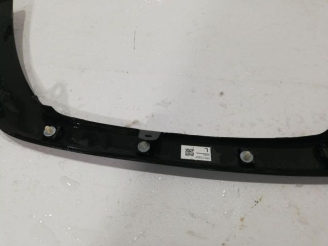 bontott TOYOTA RAV 4 Bal első Sárvédő Szélesítő