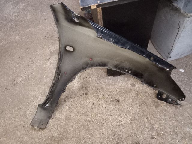 bontott TOYOTA RAV 4 Bal első Sárvédő